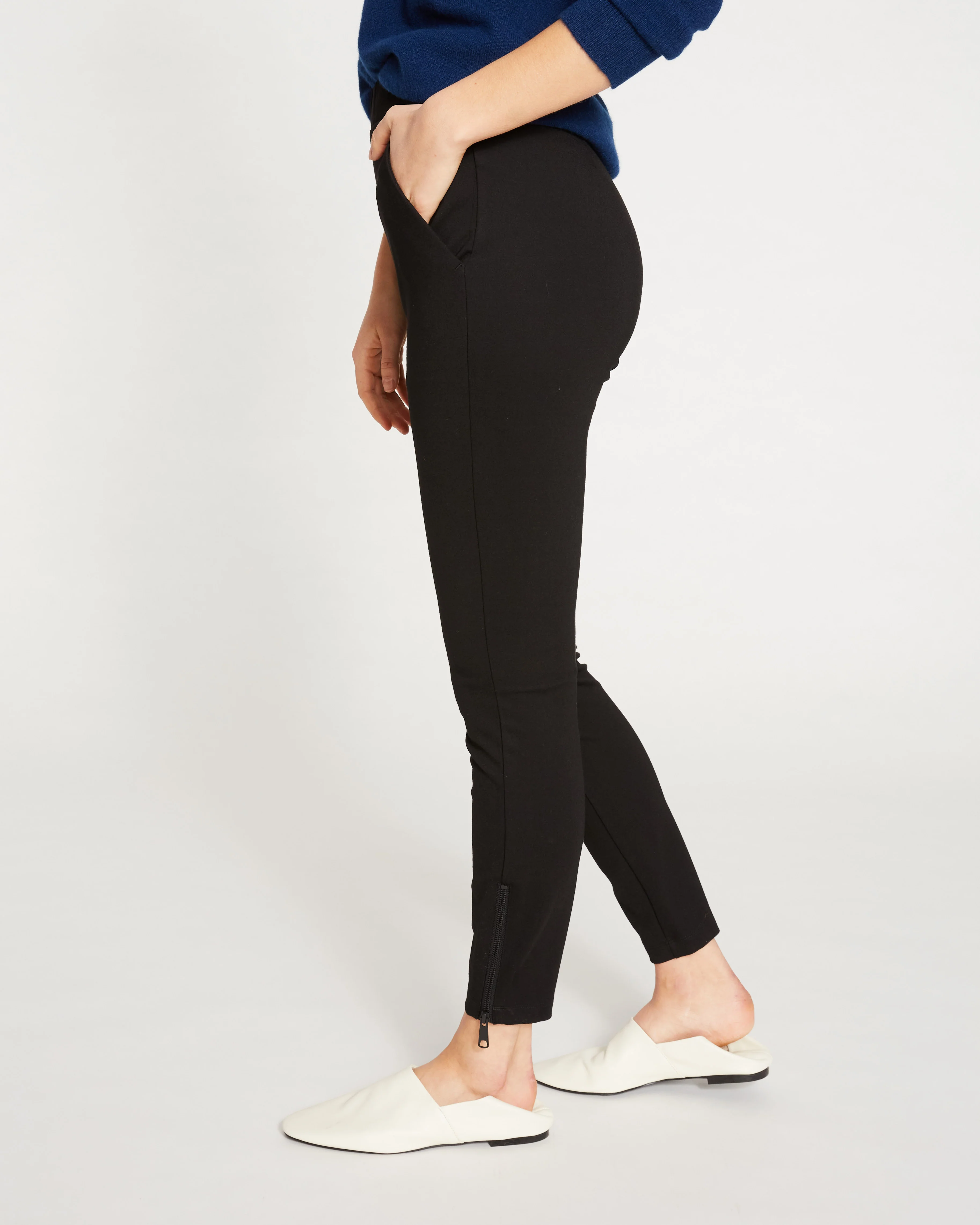 Moro Pocket Signature Ponte Pants - Black - Image 4